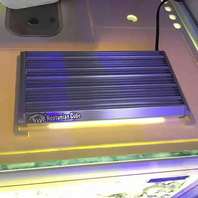 ไฟ LED สำหรับตู้ปลาทะเล Neptun - Marine Aquarium Cube บทวิจารณ์และราคา