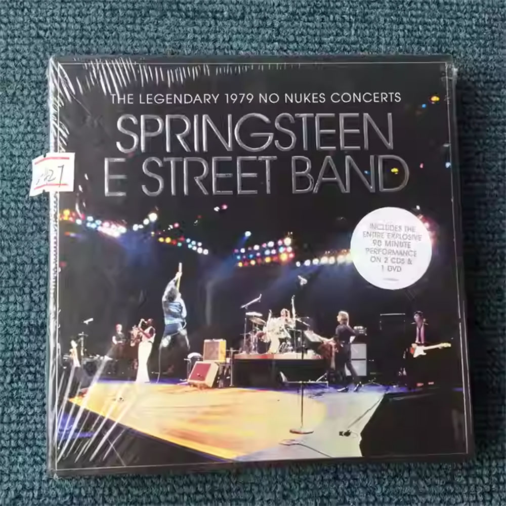 ซีดี นี่คืออัลบั้มสดที่มีชื่อว - Live Rock บทวิจารณ์และราคา