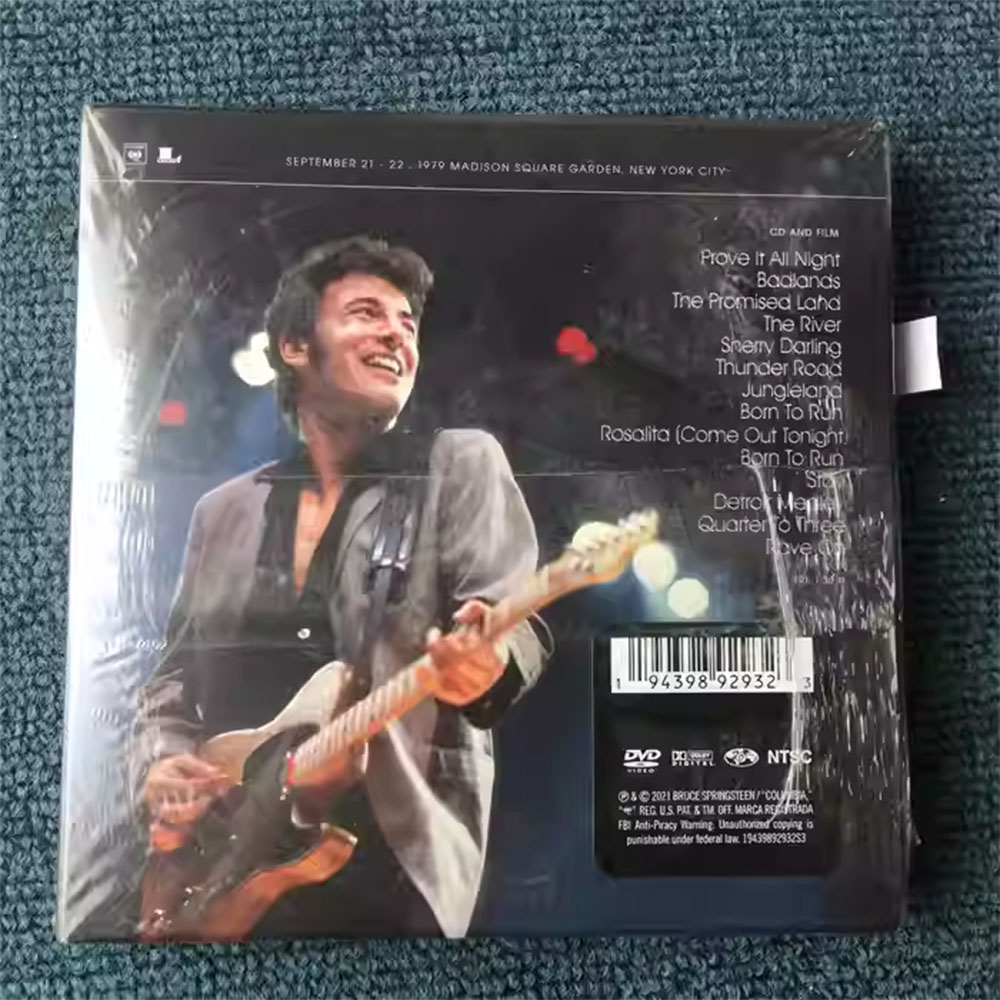 ซีดี นี่คืออัลบั้มสดที่มีชื่อว - Live Rock บทวิจารณ์และราคา